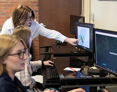 students in GIS lab